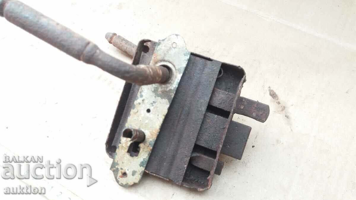 Auction OLD RENAISSANCE WROUGHT LOCK, GATE LOCK Auction OLD RENAISSANCE WROUGHT LOCK, GATE LOCK