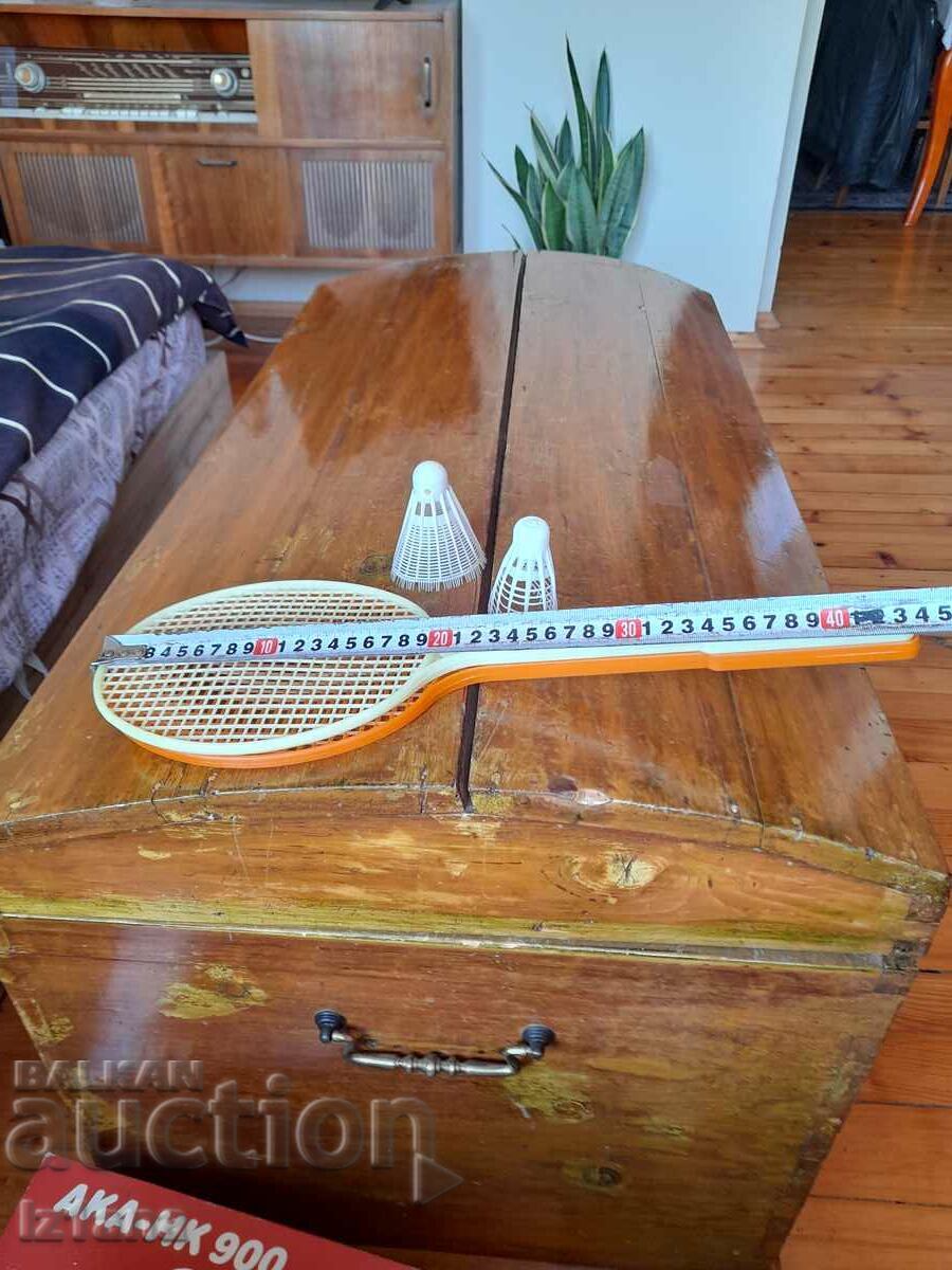 Доставка на Стар детски федербал Доставка на Стар детски федербал