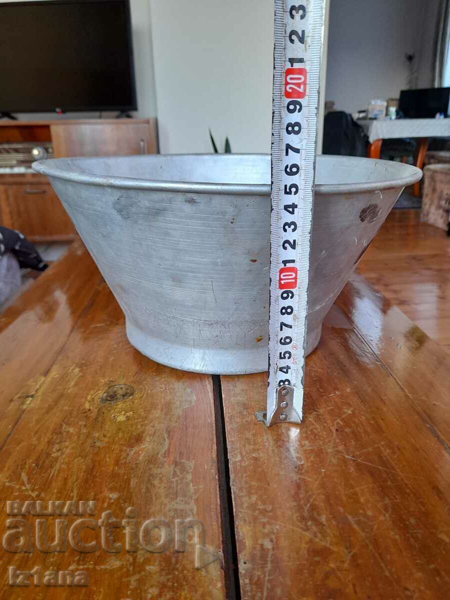 Old palanza, scale palanza with price 45.00 BGN | € 23.01 Old palanza, scale palanza with price 45.00 BGN | € 23.01