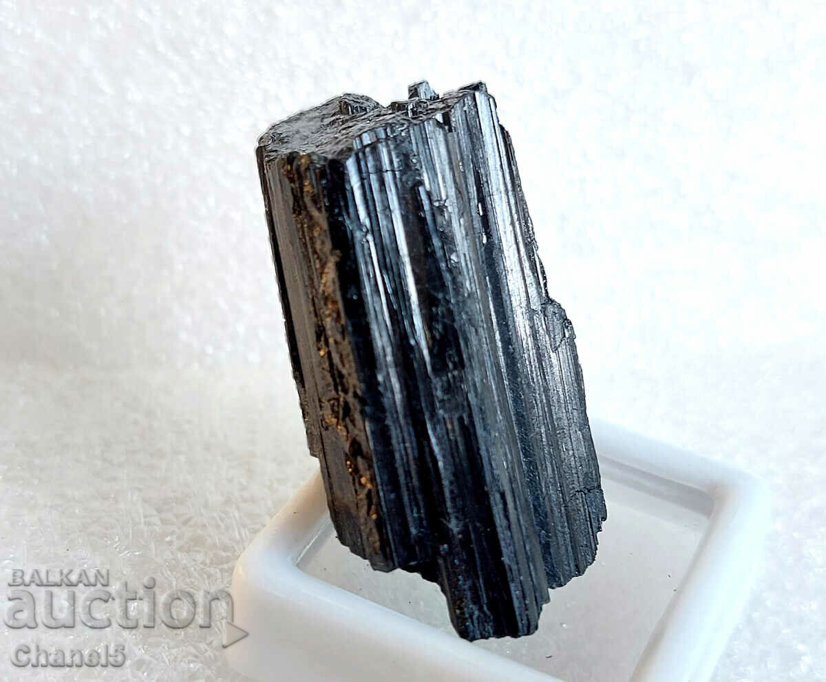 Delivery of NATURAL BLACK TOURMALINE, SHERLL - NIGERIA - 95.69 carats(324) Delivery of NATURAL BLACK TOURMALINE, SHERLL - NIGERIA - 95.69 carats(324)
