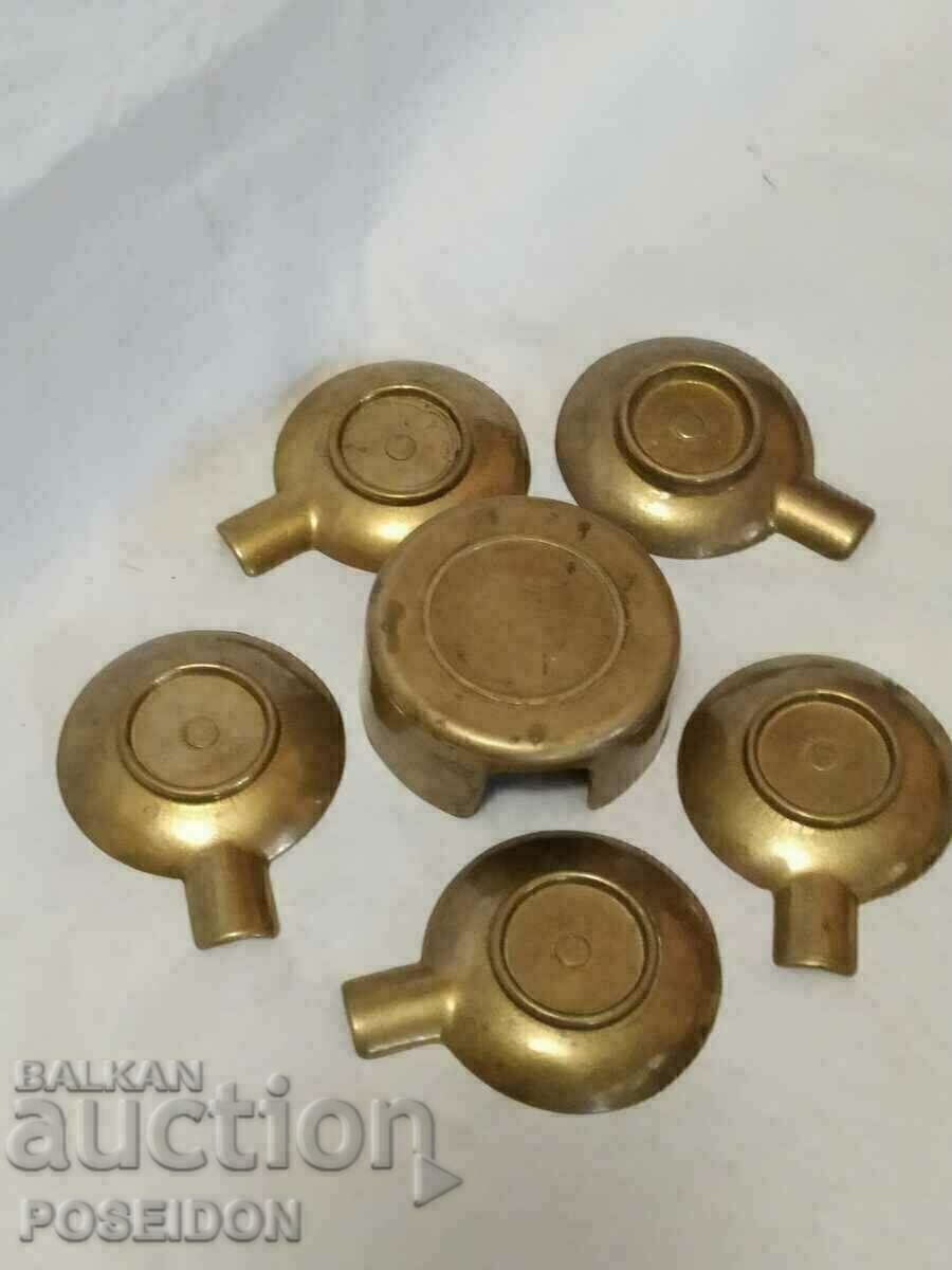 Παράδοση τασάκι Παράδοση τασάκι