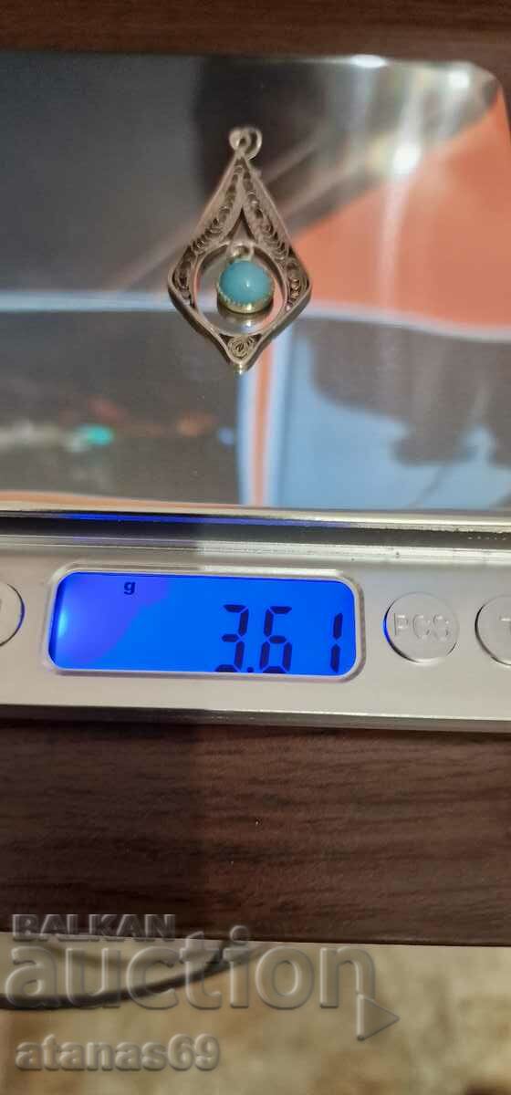 Δημοπρασία Ασημένιο μενταγιόν με τιρκουάζ - 3,61 g.