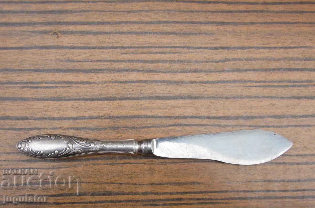 old Russian silver plated butter knife with ornaments with price 20.00 BGN | € 10.23 old Russian silver plated butter knife with ornaments with price 20.00 BGN | € 10.23