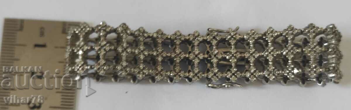 Delivery of silver bracelet Delivery of silver bracelet