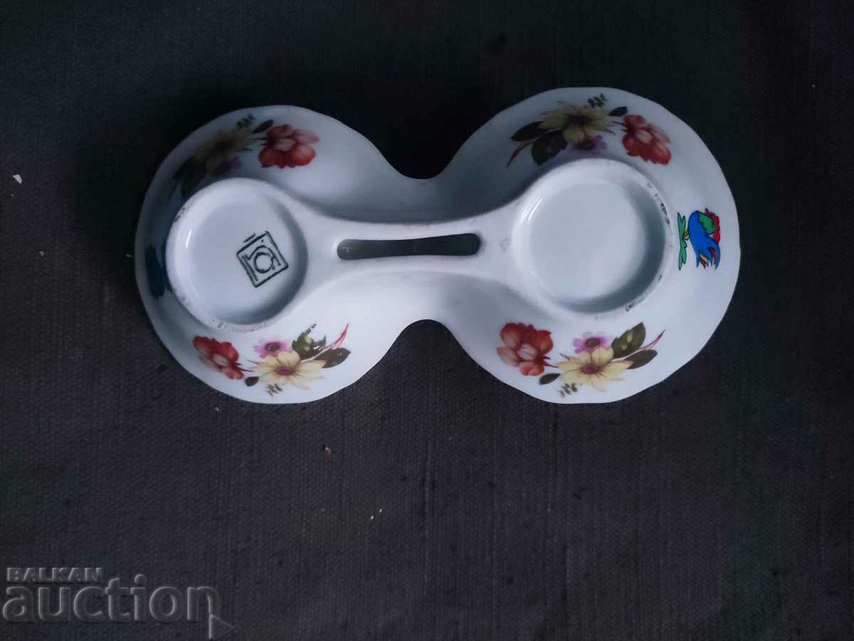 Delivery of Salt shaker with gilding, flowers, rooster Delivery of Salt shaker with gilding, flowers, rooster