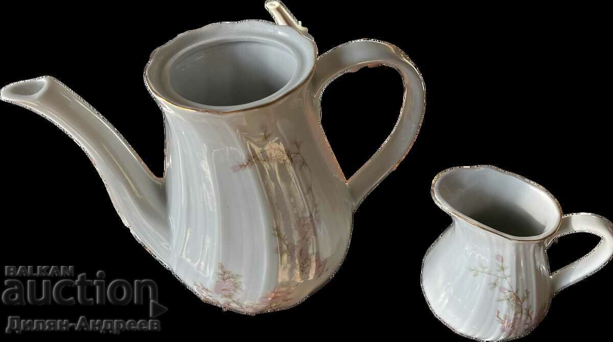 Bulgarian porcelain set - gold edge with price 19.00 BGN | € 9.71 Bulgarian porcelain set - gold edge with price 19.00 BGN | € 9.71