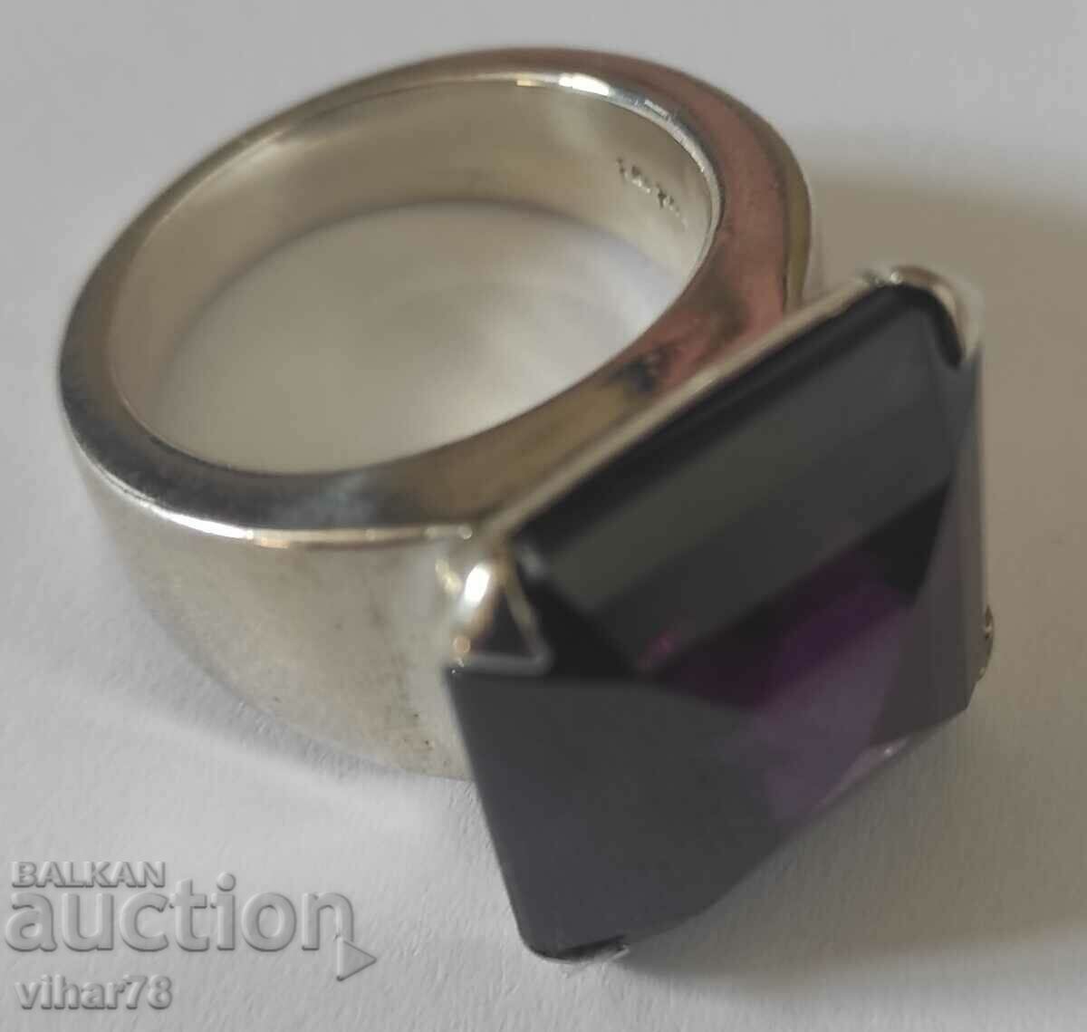 MARKOV SOLID SILVER RING WITH AMETHYST with price 349.99 BGN | € 178.95 MARKOV SOLID SILVER RING WITH AMETHYST with price 349.99 BGN | € 178.95