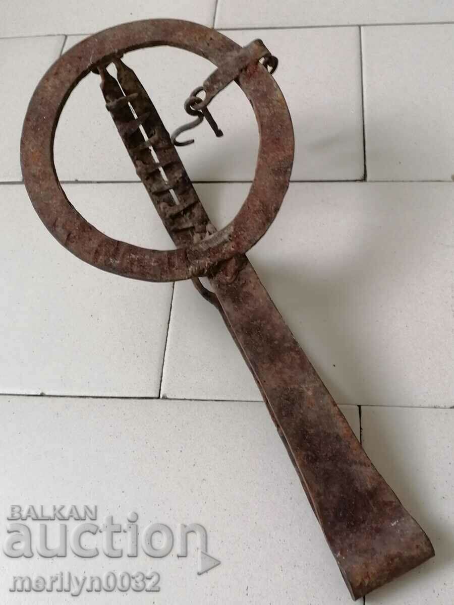 Delivery of Hand forged wrought iron trap Delivery of Hand forged wrought iron trap