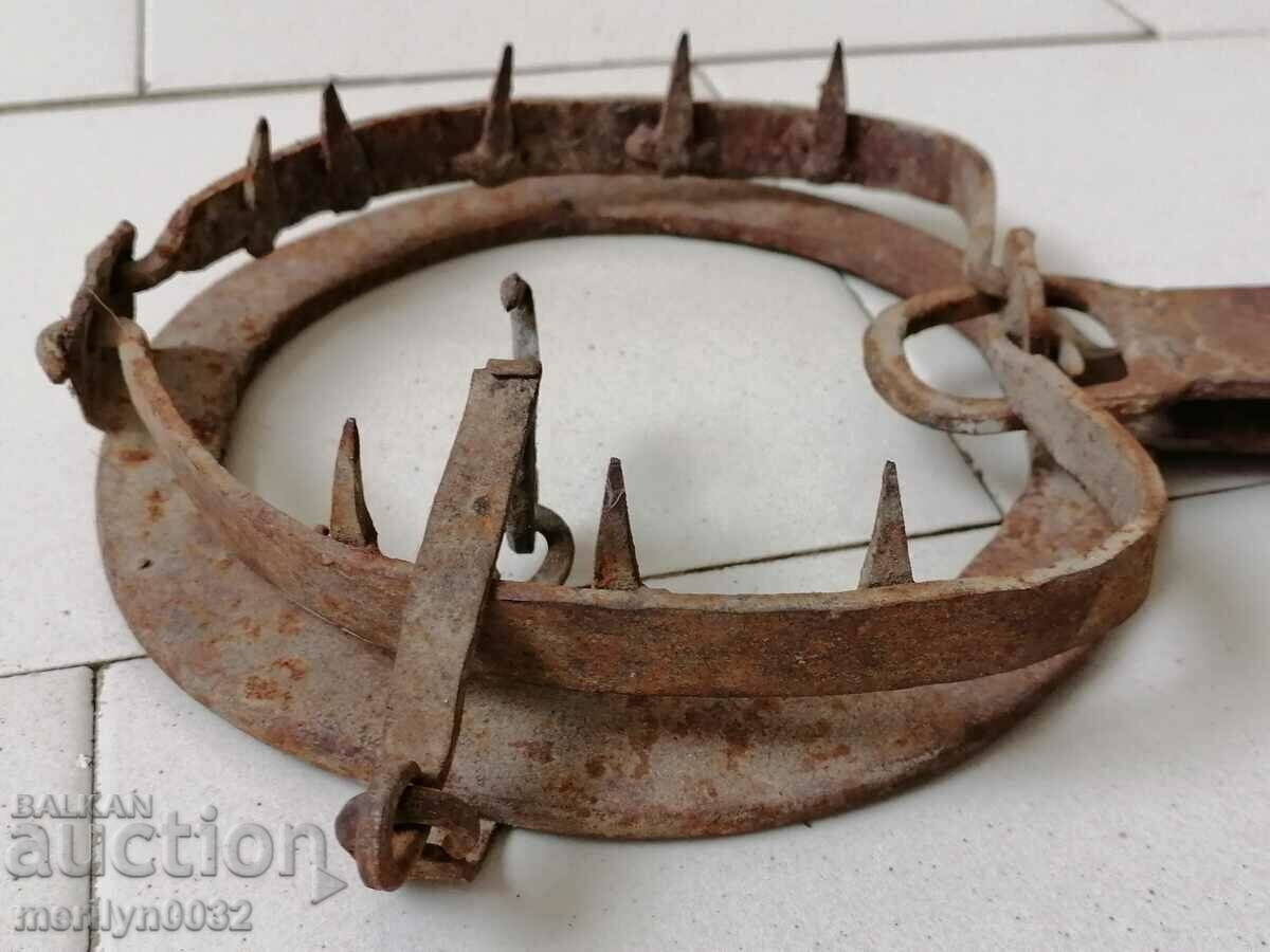 Hand forged wrought iron trap - 5 Hand forged wrought iron trap - 5