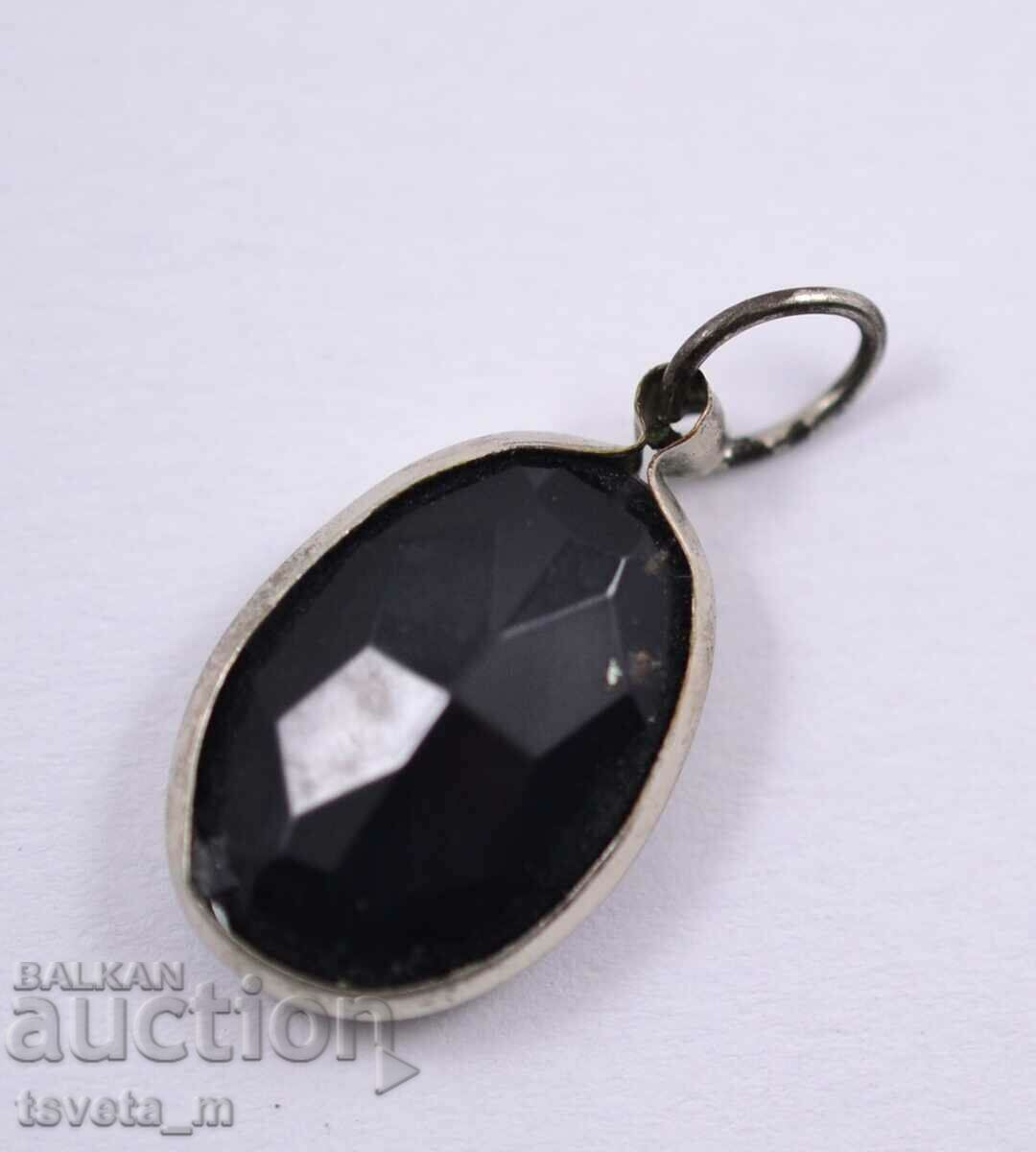 Licitație Medalion, pandantiv