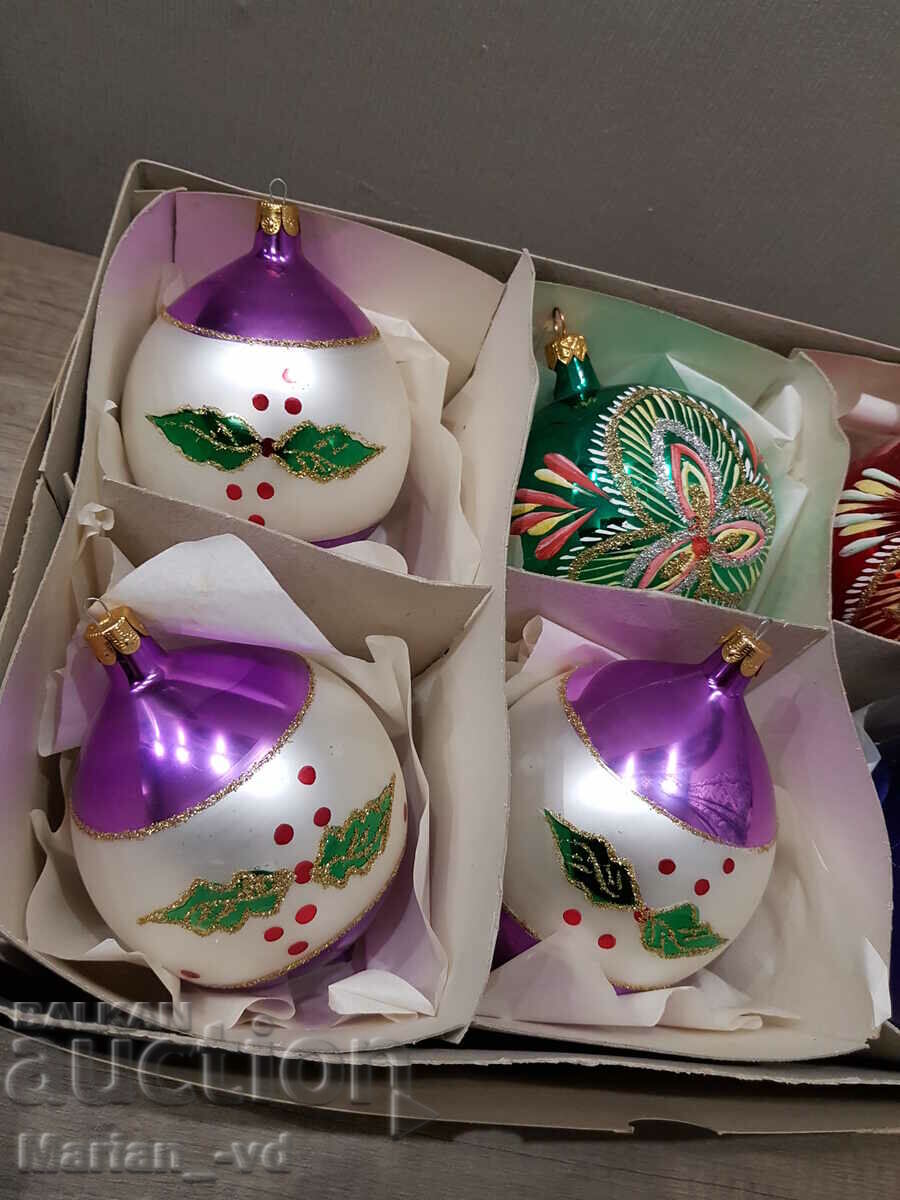 Bile mari de pom de Crăciun din sticlă veche - 6 Bile mari de pom de Crăciun din sticlă veche - 6