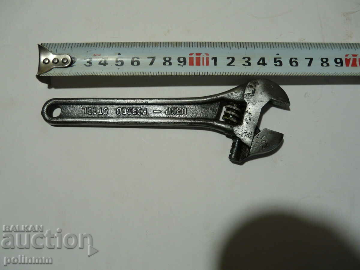 Old small movable key - 33
