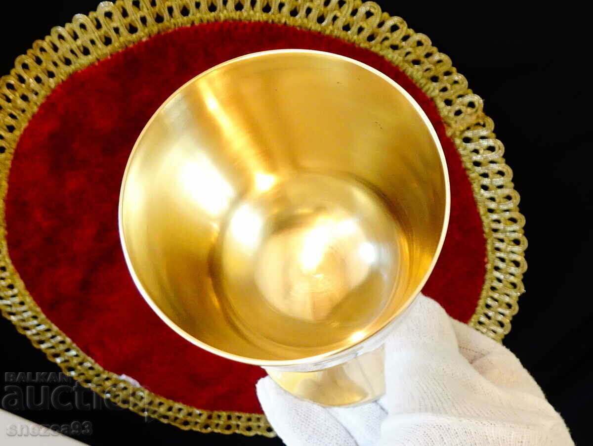 Auction  Bronze wine glass 14 cm.