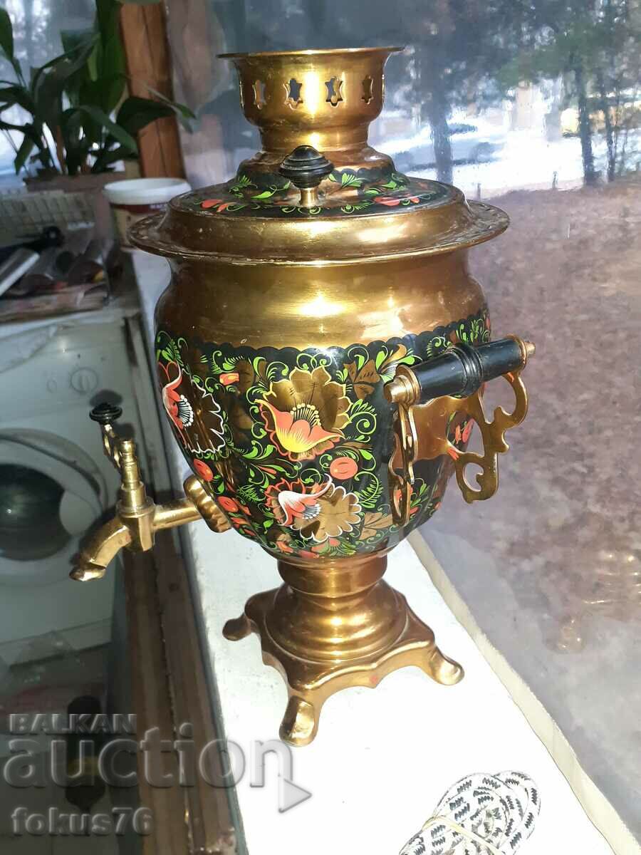 Samovar vechi rusesc uimitor pictat manual cu ștampilă cu preț 149.00 BGN | € 76.18