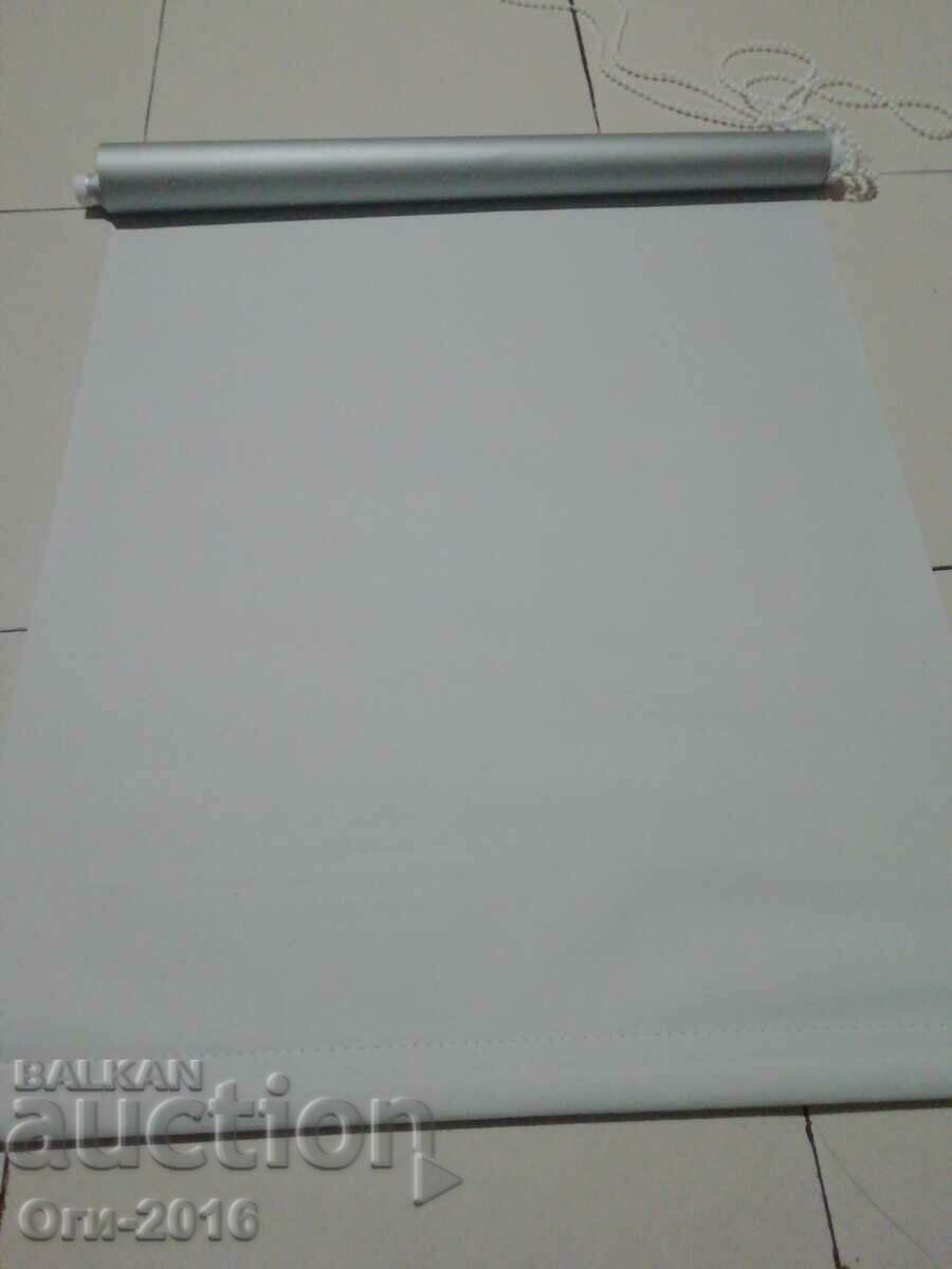 Licitație perdea termica, perdea oarba 45/150cm.