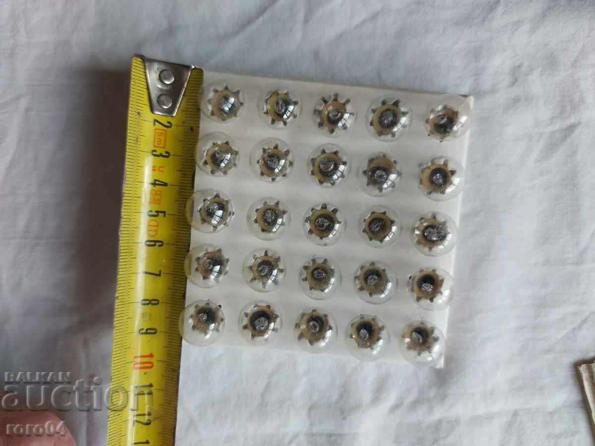 OLD TUNGSRAM BULBS - 6 OLD TUNGSRAM BULBS - 6