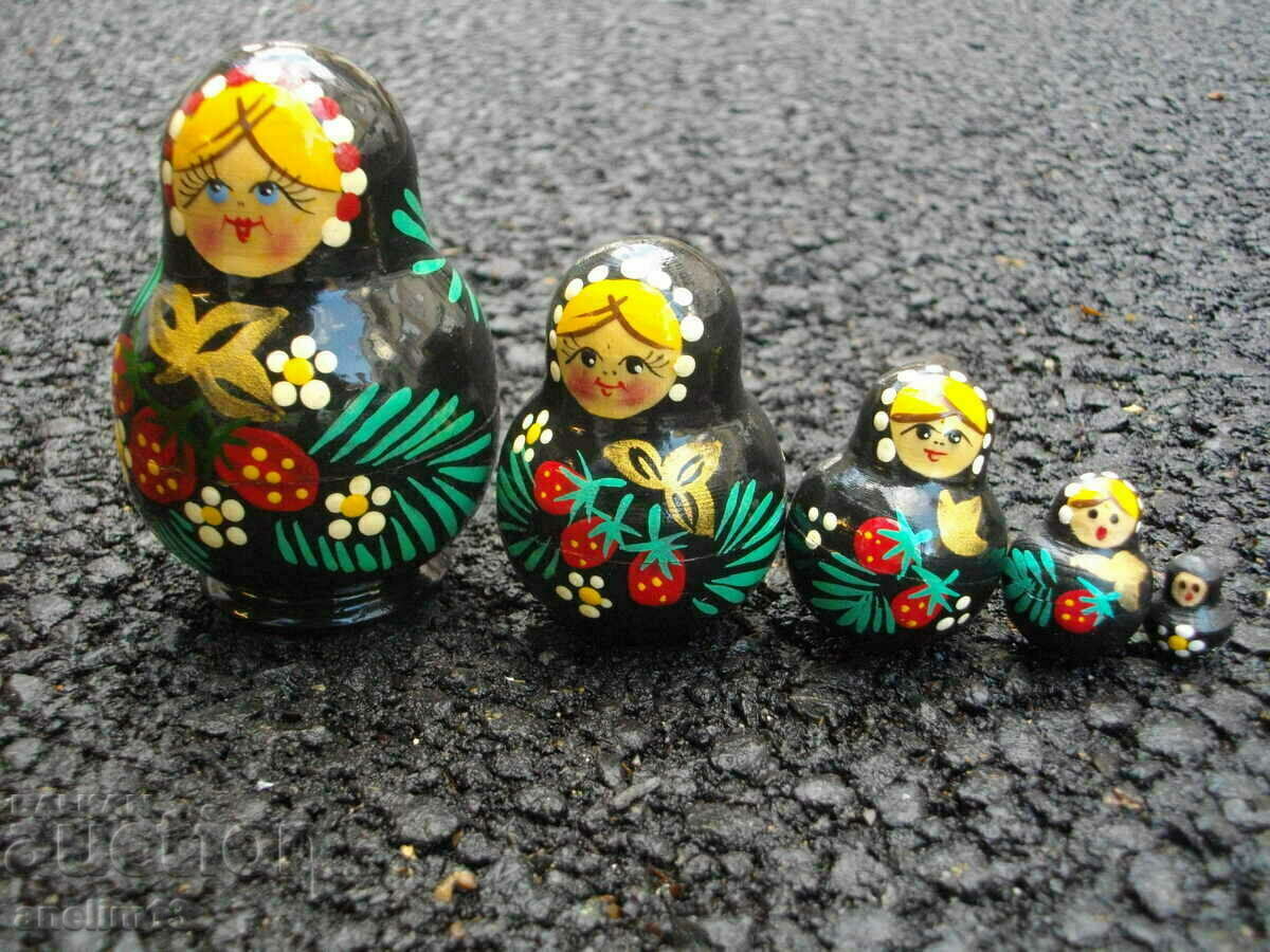 MATRIOSHKA MATRIOSHKA