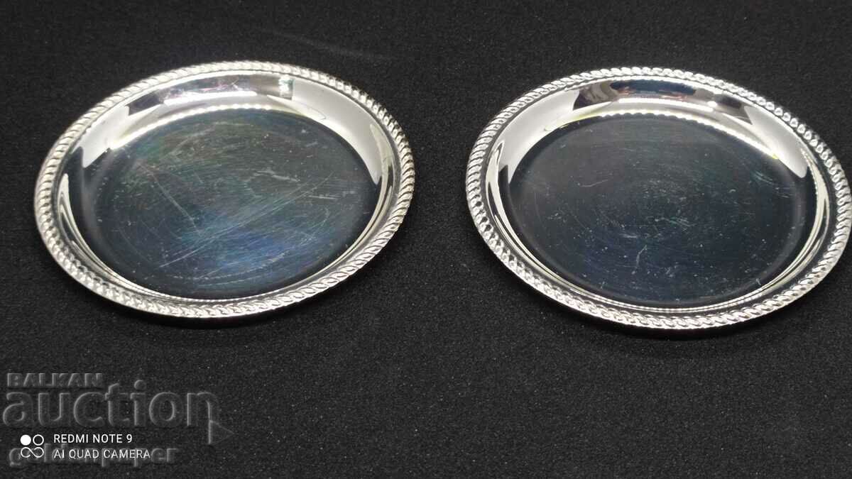 Small silver plates diam=9 cm