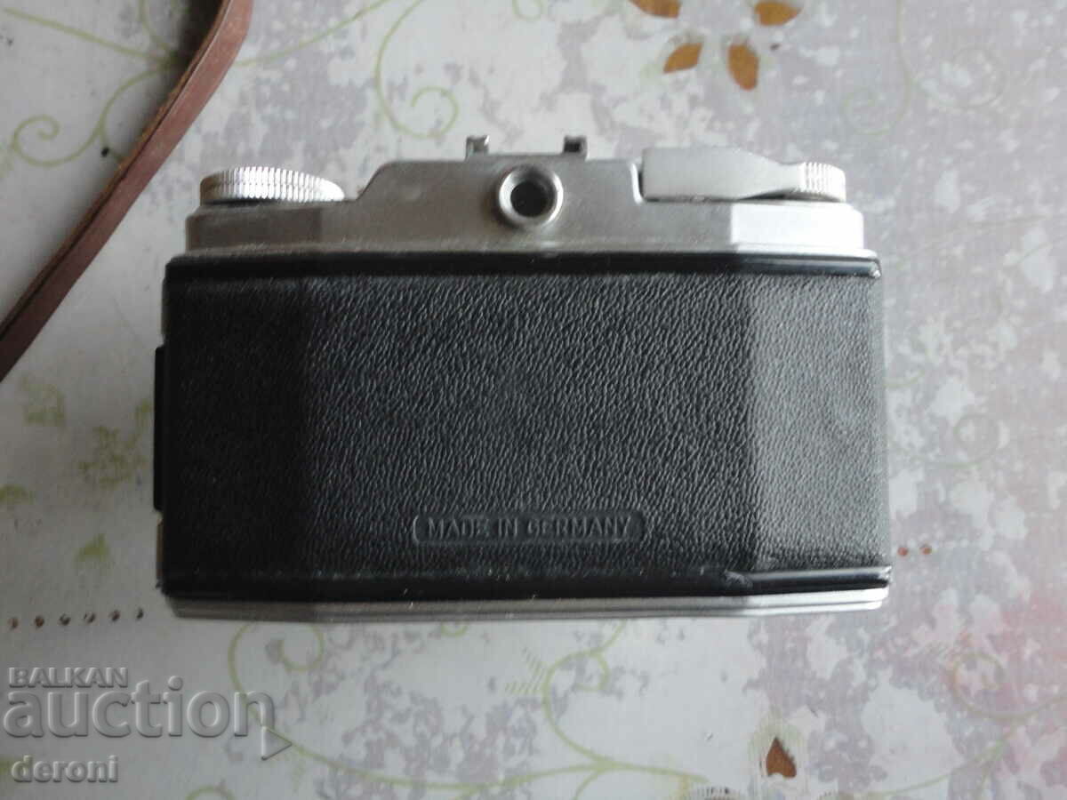 Delivery of German Agfa Silette camera Delivery of German Agfa Silette camera