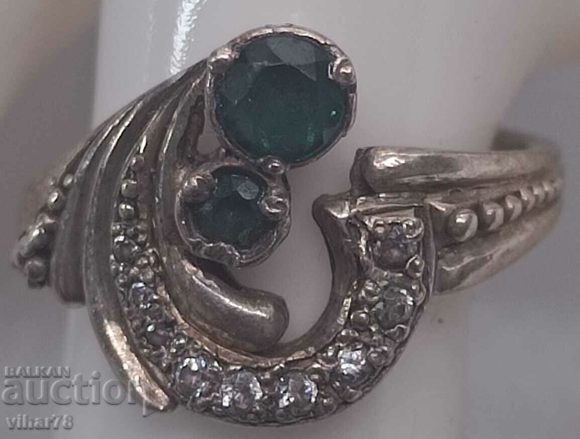 FOARTE FRUMOS INEL DAMĂ ARGINT CU SMERALDE cu preț € 33.23 | 64.99 BGN FOARTE FRUMOS INEL DAMĂ ARGINT CU SMERALDE cu preț € 33.23 | 64.99 BGN