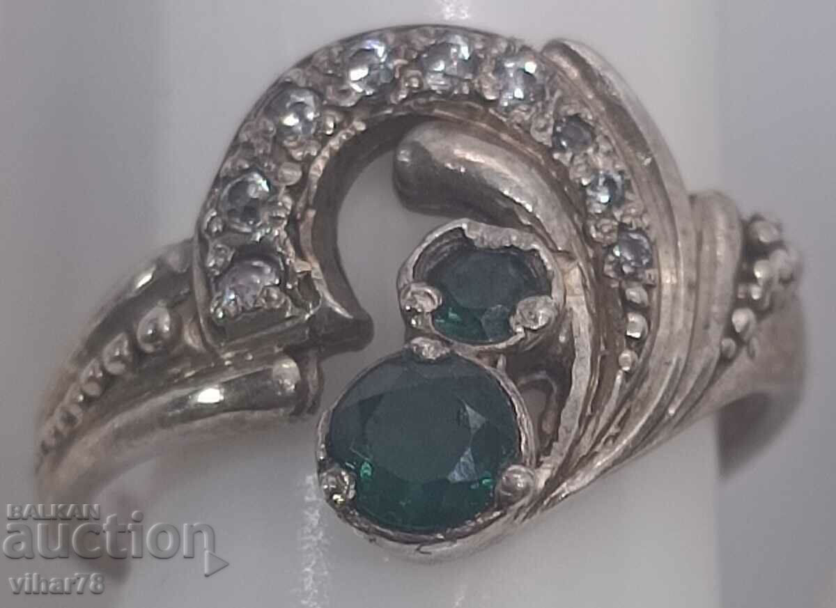 Auction VERY BEAUTIFUL WOMEN'S SILVER RING WITH EMERALDS Auction VERY BEAUTIFUL WOMEN'S SILVER RING WITH EMERALDS