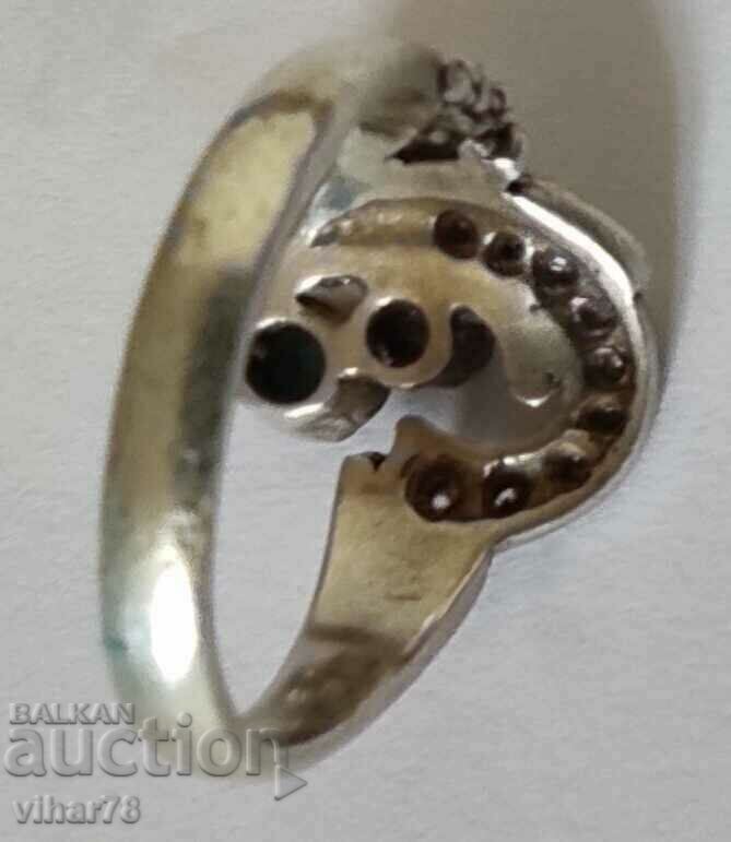 VERY BEAUTIFUL WOMEN'S SILVER RING WITH EMERALDS - 5 VERY BEAUTIFUL WOMEN'S SILVER RING WITH EMERALDS - 5