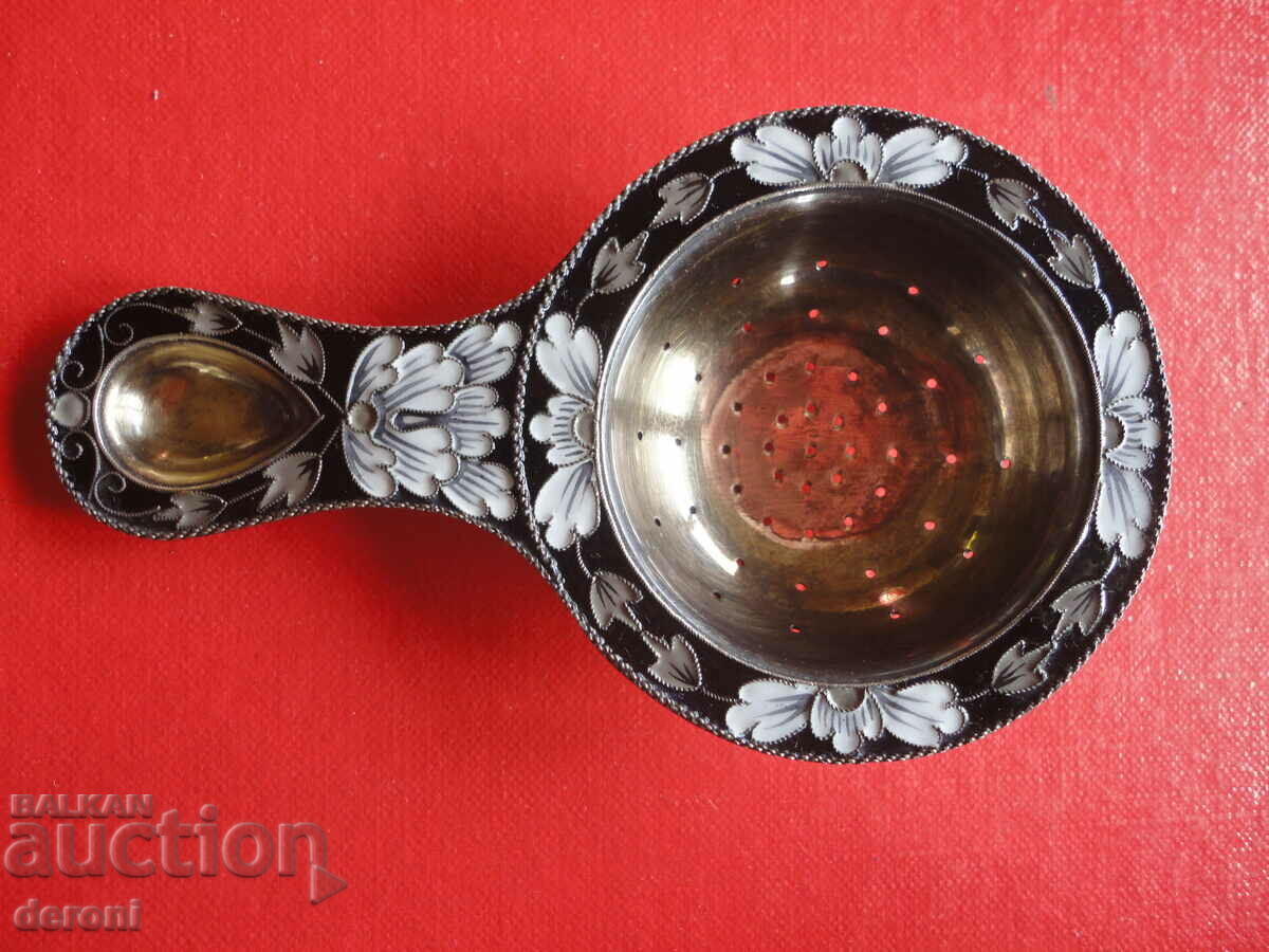 Unique Russian silver tea strainer enamel gilt 916 with price 550.00 BGN | € 281.21 Unique Russian silver tea strainer enamel gilt 916 with price 550.00 BGN | € 281.21