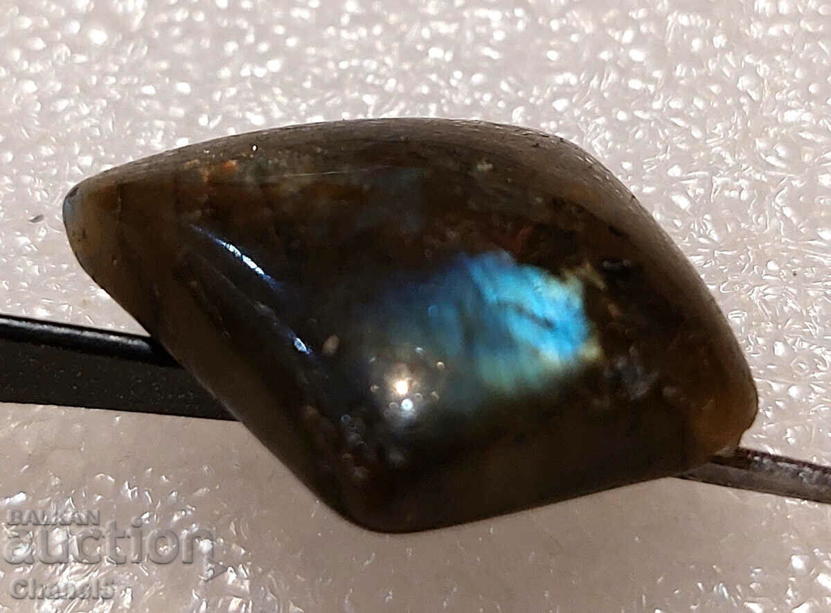 NATURAL LABRADORITE - 20.75 carats - INDIA - (537) with price 19.90 BGN | € 10.17 NATURAL LABRADORITE - 20.75 carats - INDIA - (537) with price 19.90 BGN | € 10.17