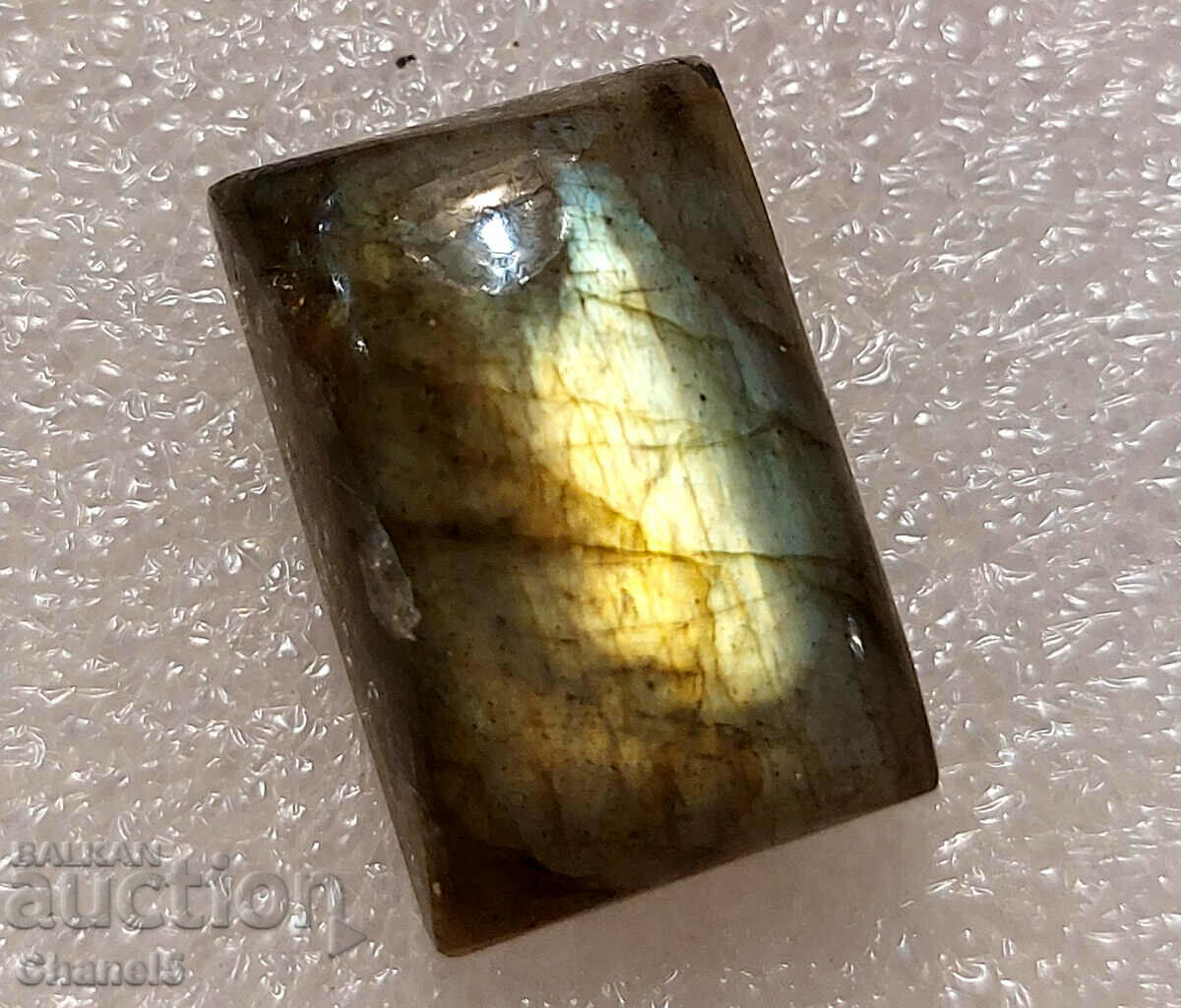 NATURAL LABRADORITE - 26.85 carats - INDIA - (541) with price 32.00 BGN | € 16.36 NATURAL LABRADORITE - 26.85 carats - INDIA - (541) with price 32.00 BGN | € 16.36