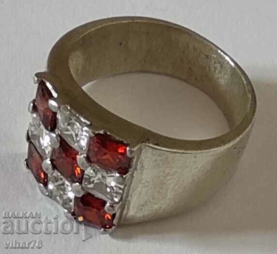 Delivery of VERY BEAUTIFUL SILVER WOMEN'S RING WITH ZIRCONIA Delivery of VERY BEAUTIFUL SILVER WOMEN'S RING WITH ZIRCONIA