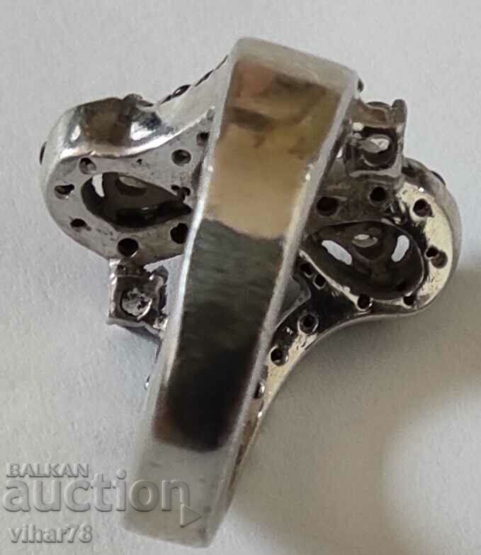 VERY BEAUTIFUL SILVER WOMEN'S RING WITH BLACK ONYX ZIRCONIA - 6 VERY BEAUTIFUL SILVER WOMEN'S RING WITH BLACK ONYX ZIRCONIA - 6