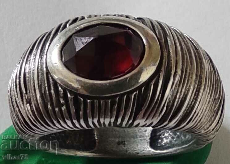 Delivery of WOMEN'S SILVER RING WITH GARNET Delivery of WOMEN'S SILVER RING WITH GARNET