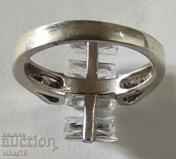 WOMEN'S SILVER RING WITH ZIRCONIA - 7