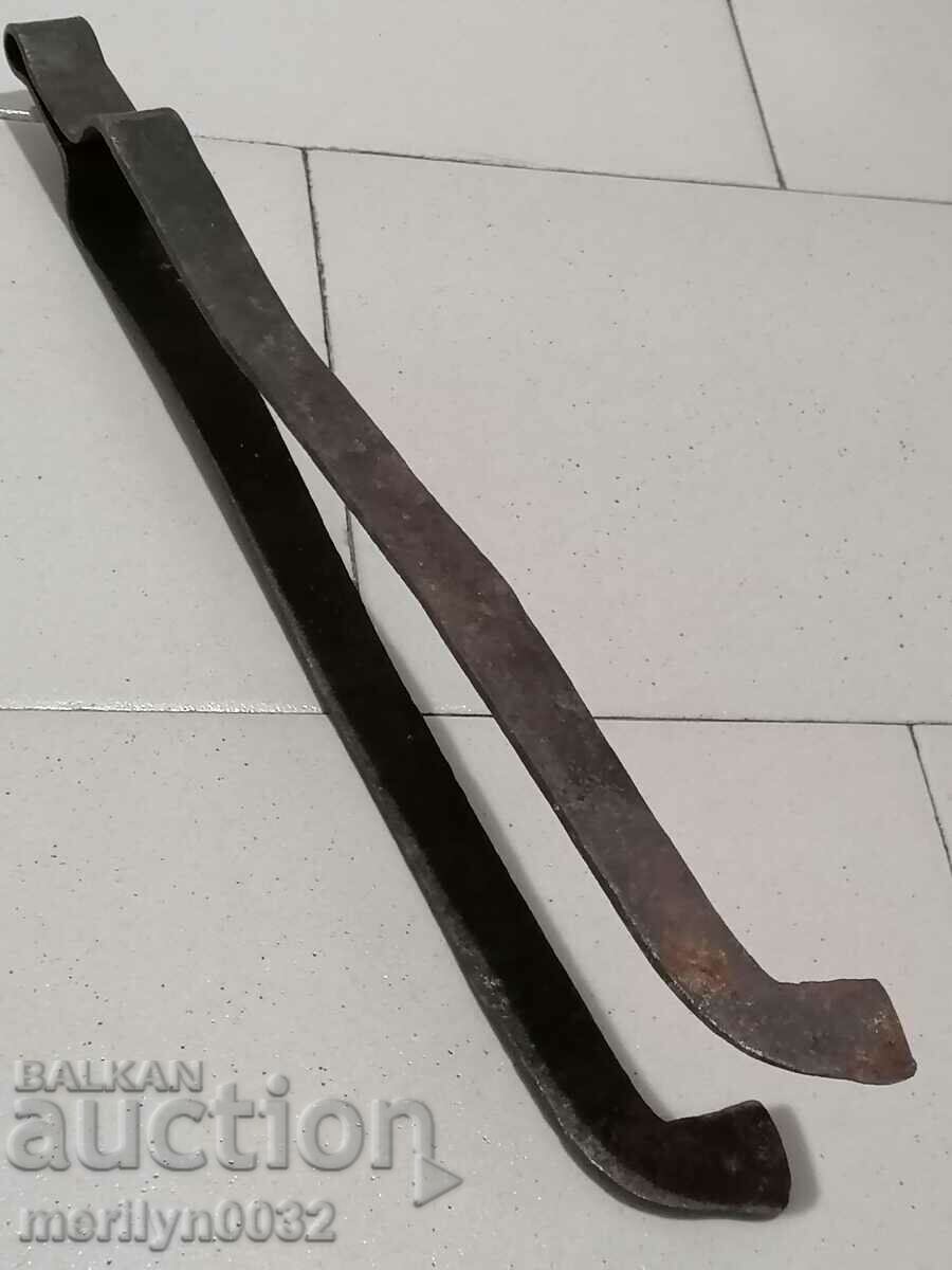 Delivery of Old dilaf, mash, wrought iron for a furnace Delivery of Old dilaf, mash, wrought iron for a furnace