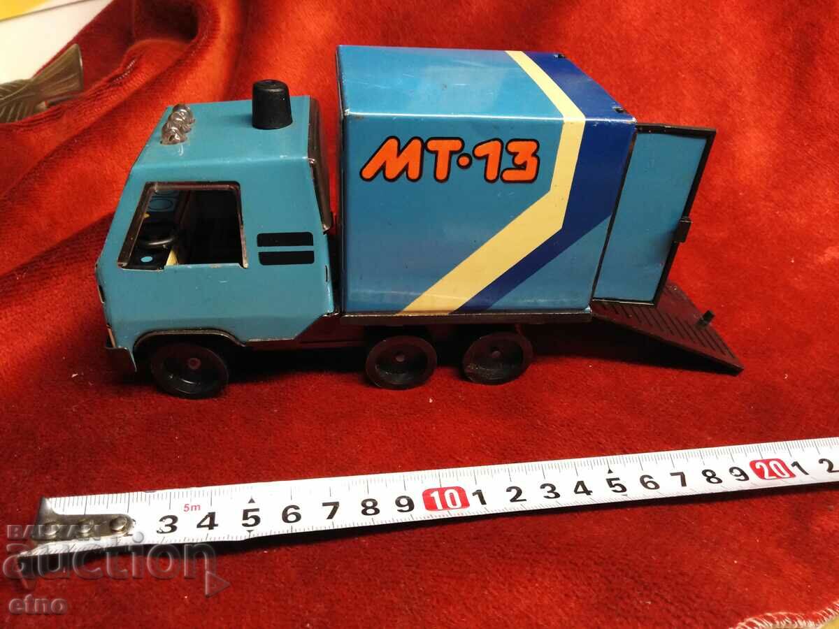 SOC VECHI. CAMION DE JUCĂRIE - 6