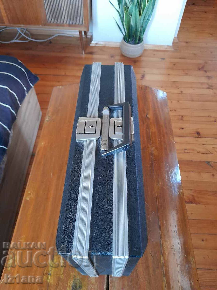 Auction Old Diplomatic briefcase, suitcase Auction Old Diplomatic briefcase, suitcase