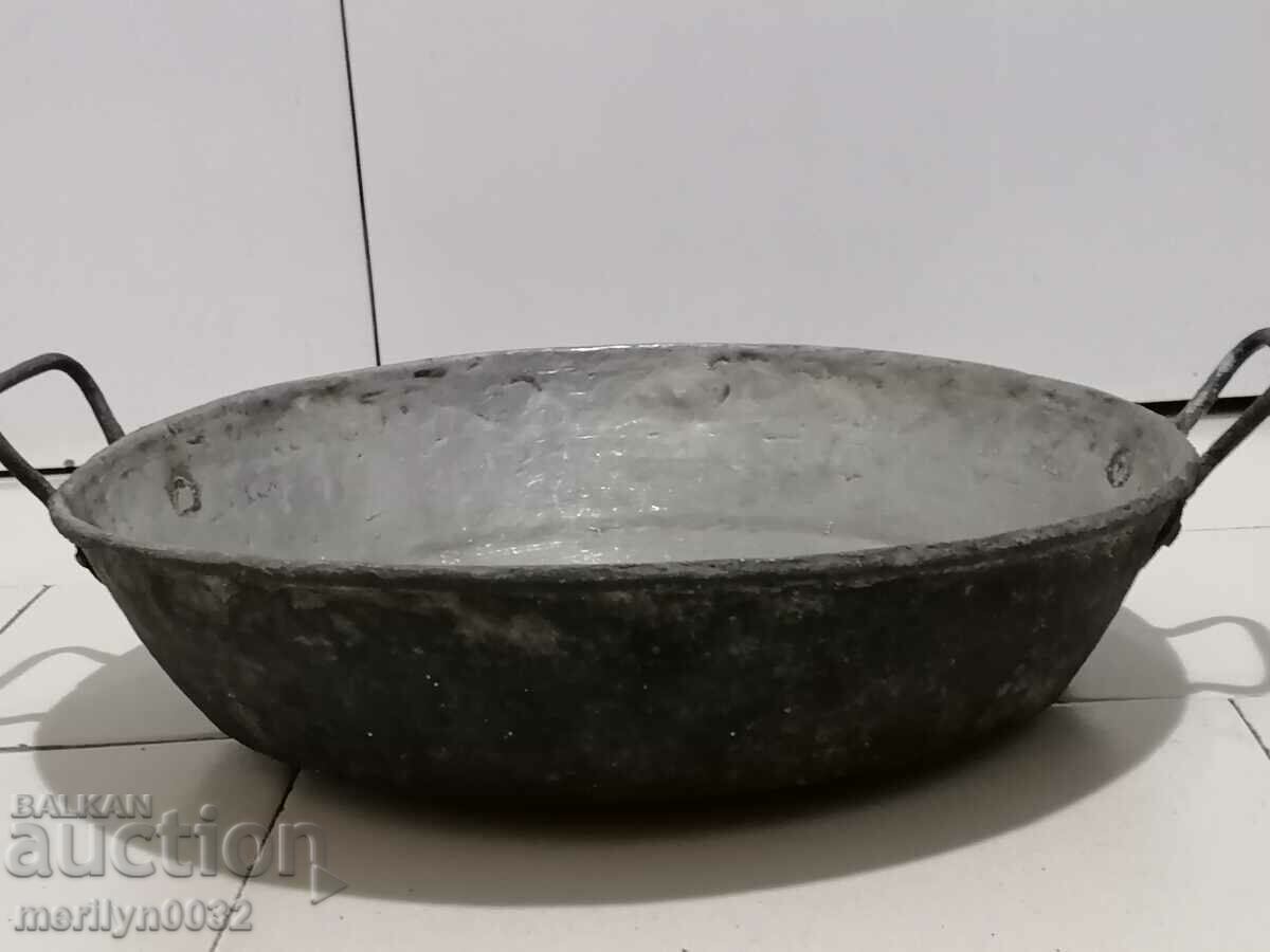 Old copper tray, sahane, baker, tray, tray with price 92.00 BGN | € 47.04