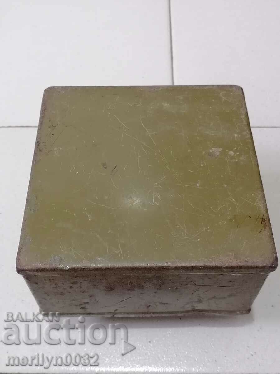 Licitație Maslenitsa pentru pistol de unsoare WW2 Licitație Maslenitsa pentru pistol de unsoare WW2