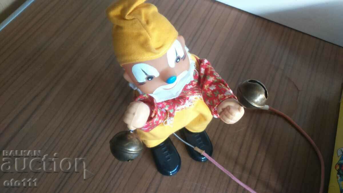 OLD SOC, MECHANICAL TOY CLOWN - GDR - 5
