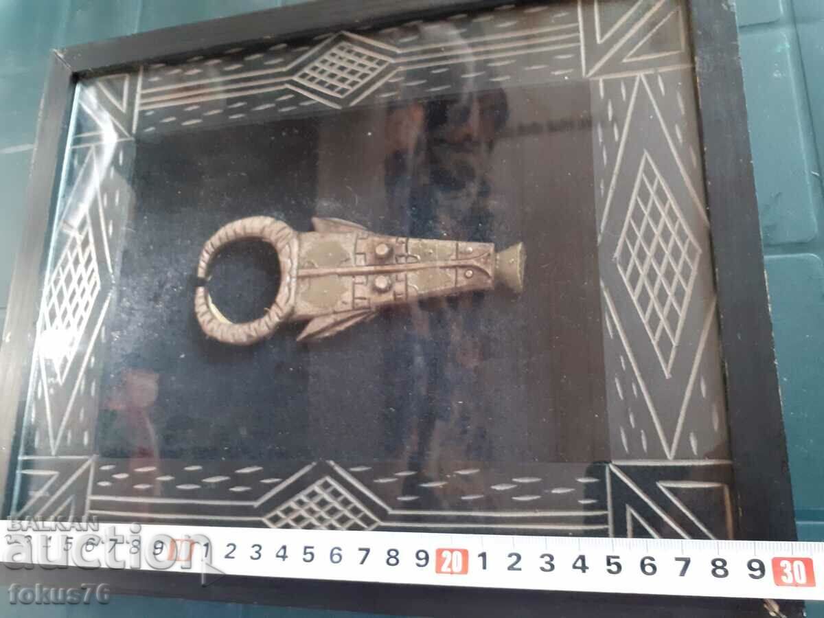 Delivery of Asian amulet - wall panel