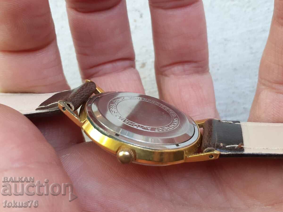 Delivery of Watch - Poljot De Luxe - Poljot De Luxe 29 stones 20 micron. Delivery of Watch - Poljot De Luxe - Poljot De Luxe 29 stones 20 micron.