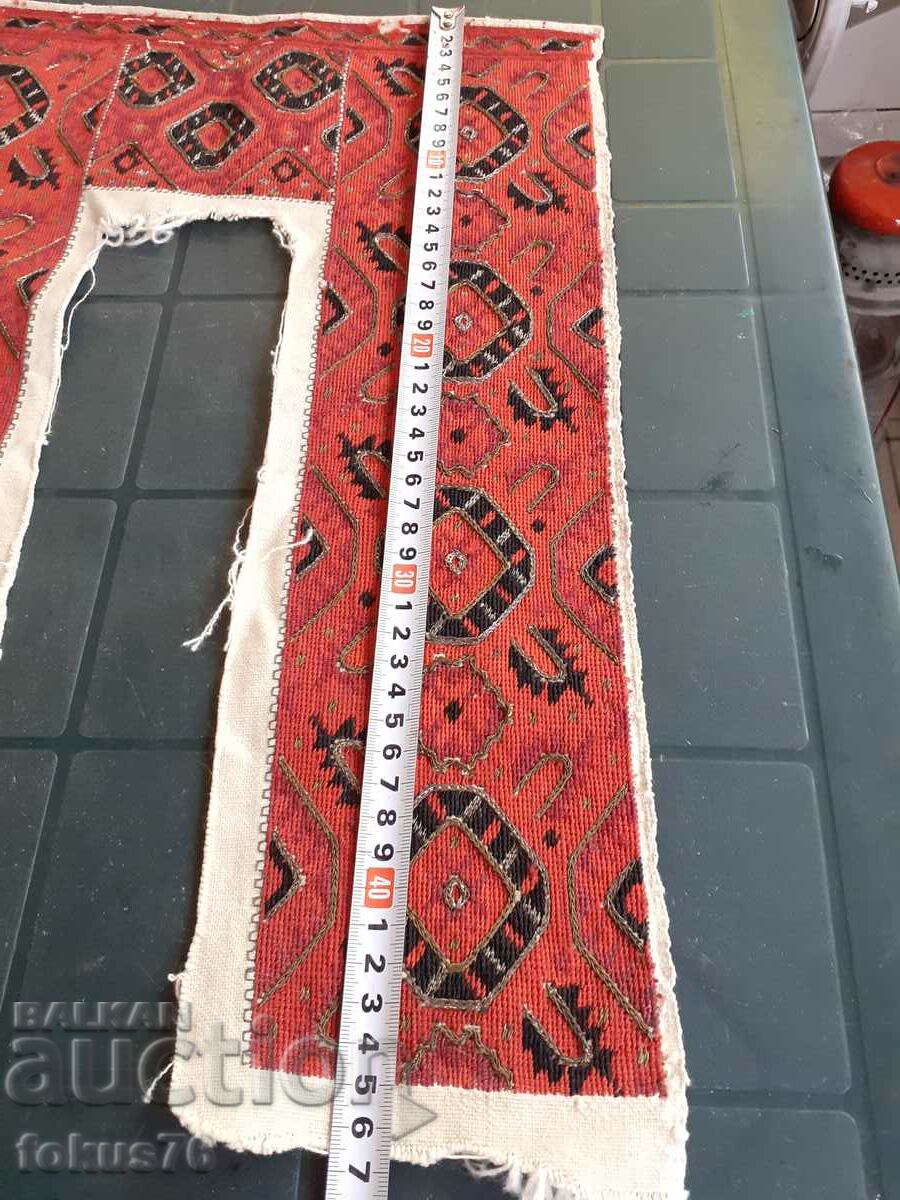 Delivery of Authentic Renaissance embroidery Delivery of Authentic Renaissance embroidery