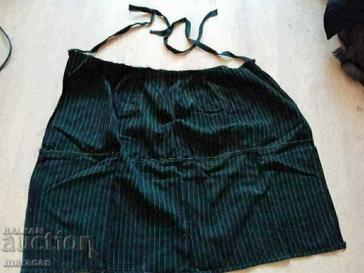 Delivery of Old folk costume aprons