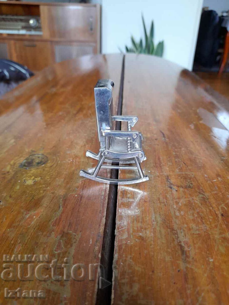 παλιό αναπτήρα με τιμή 30.00 BGN | € 15.34 παλιό αναπτήρα με τιμή 30.00 BGN | € 15.34