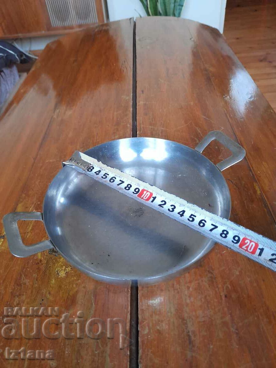 Аукцион Стара неръждаема паница,неръждавейка Аукцион Стара неръждаема паница,неръждавейка