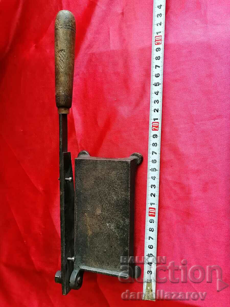 19th Century Old Photo Guillotine - 7 19th Century Old Photo Guillotine - 7