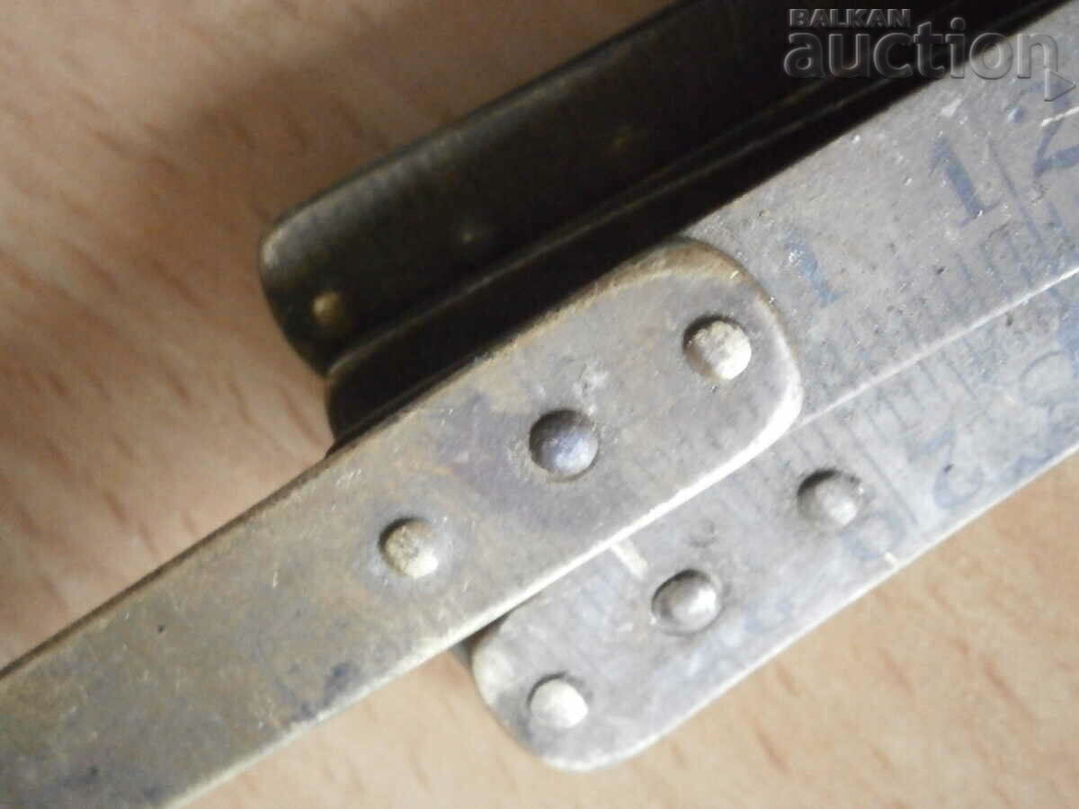 metru de metal vechi - 5