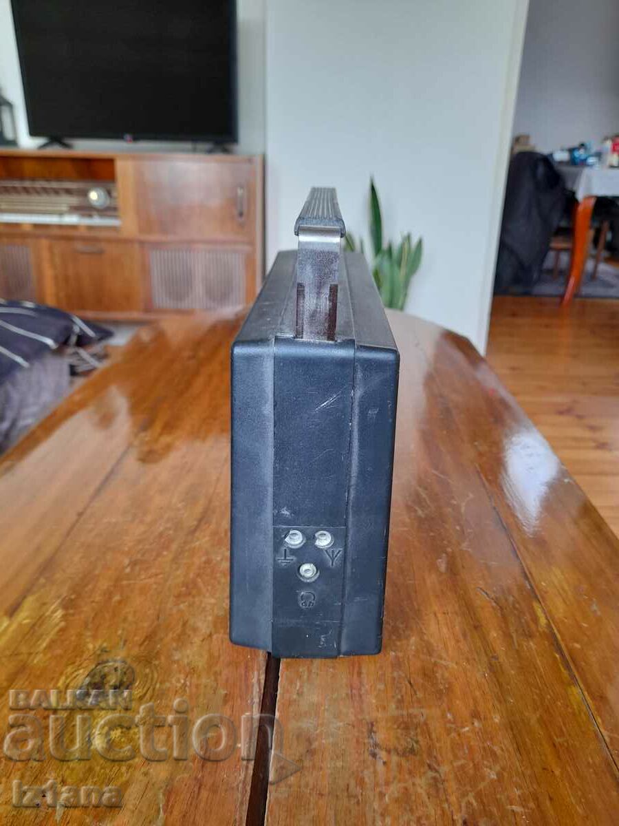 Radio vechi, receptor radio Alpinist 417 cu preț 40.00 BGN | € 20.45