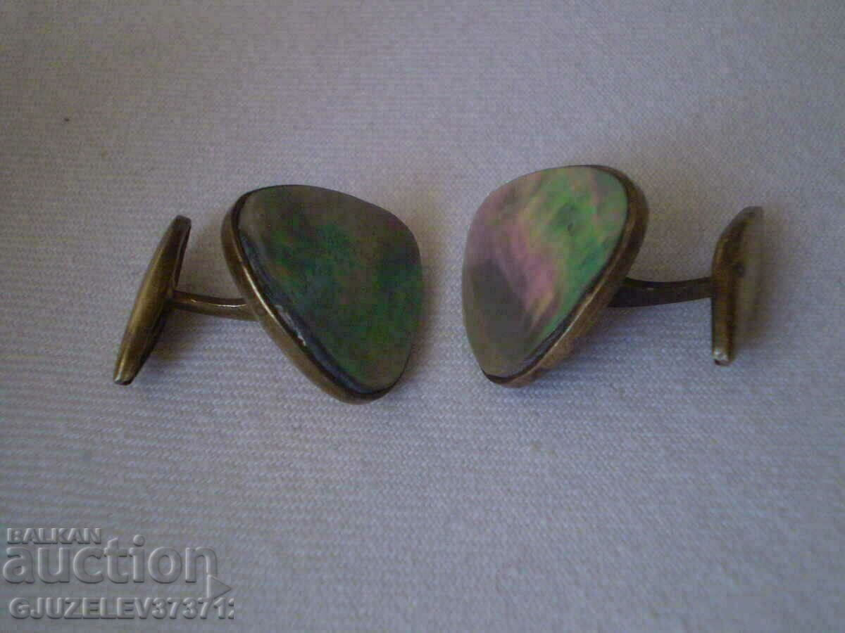 old mexican mother-of-pearl cufflinks with price 29.00 BGN | € 14.83 old mexican mother-of-pearl cufflinks with price 29.00 BGN | € 14.83
