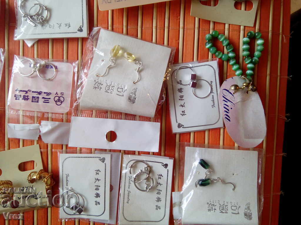 Auction Earrings, jewelry, costume jewelry - sale Auction Earrings, jewelry, costume jewelry - sale